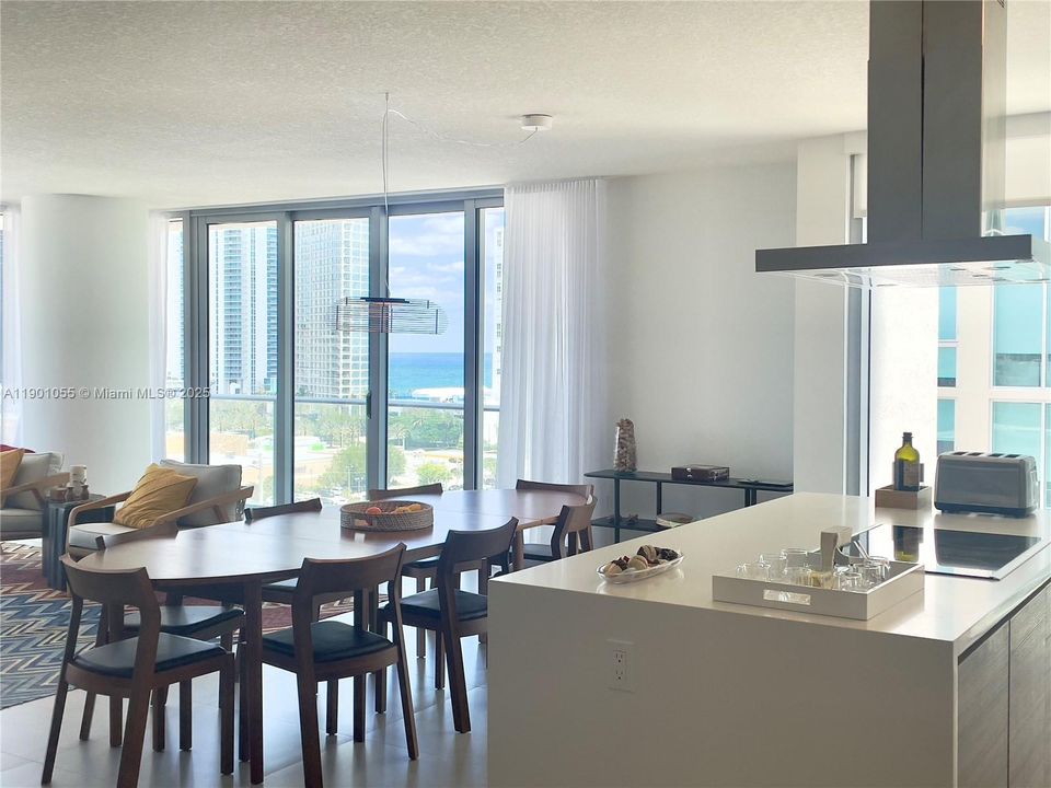 For Rent: $8,000 (3 beds, 3 baths, 1892 Square Feet)