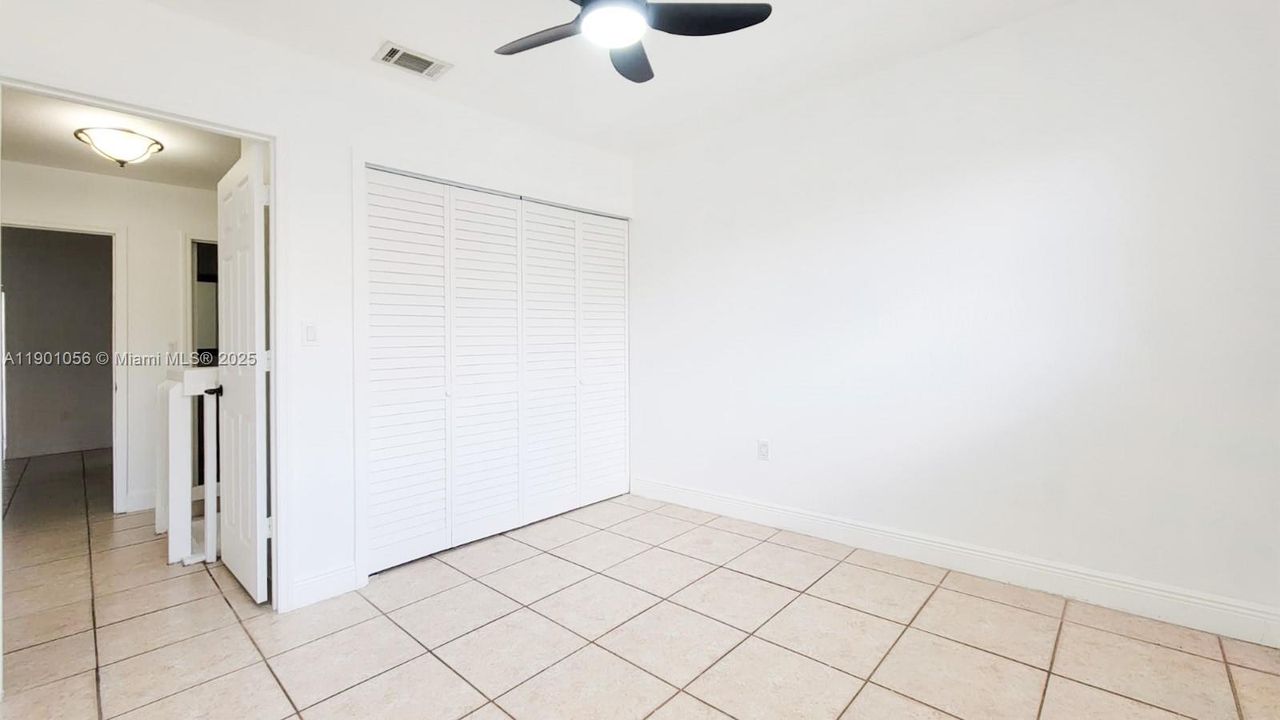 待售: $410,000 (3 贝兹, 2 浴室, 1317 平方英尺)