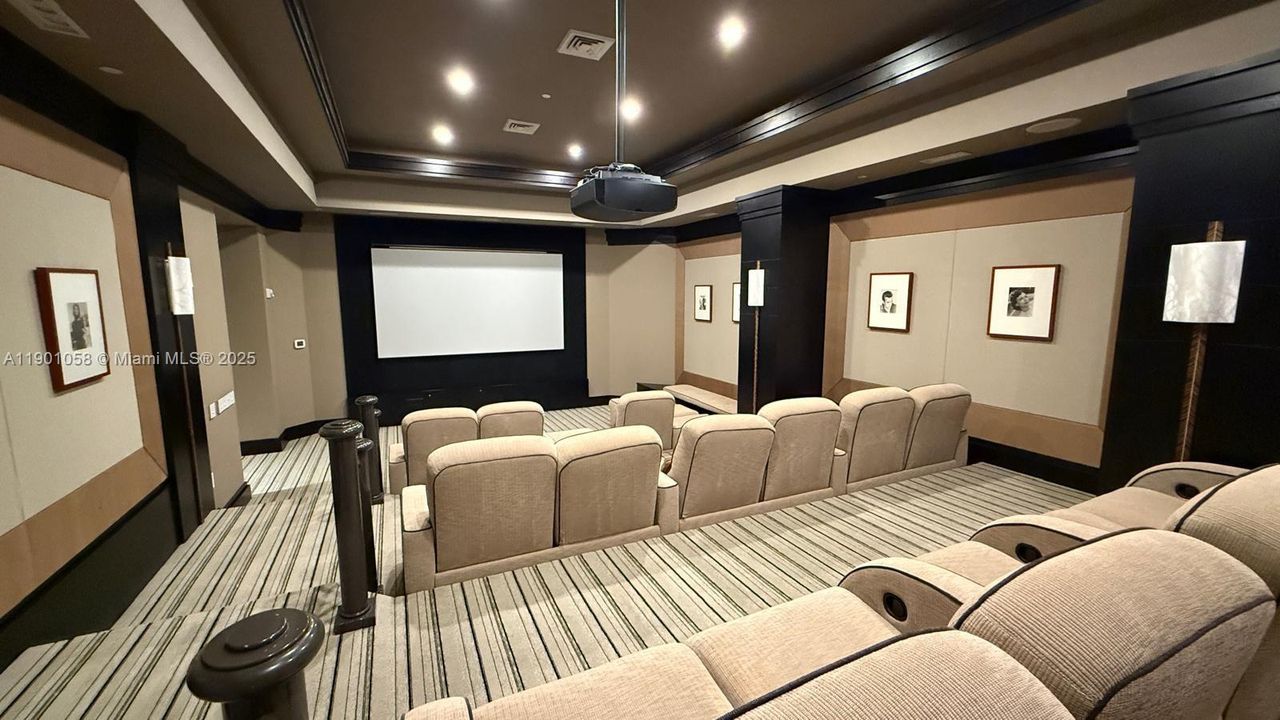 En Renta: $16,500 (3 camas, 3 baños, 2660 Pies cuadrados)