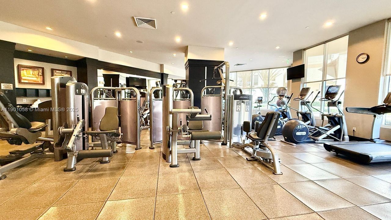 En Renta: $16,500 (3 camas, 3 baños, 2660 Pies cuadrados)