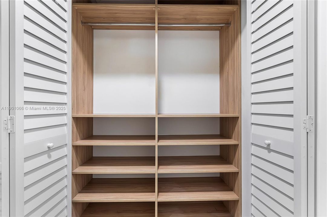 В аренду: $2,999 (2 спален, 2 ванн, 1411 Квадратных фут)