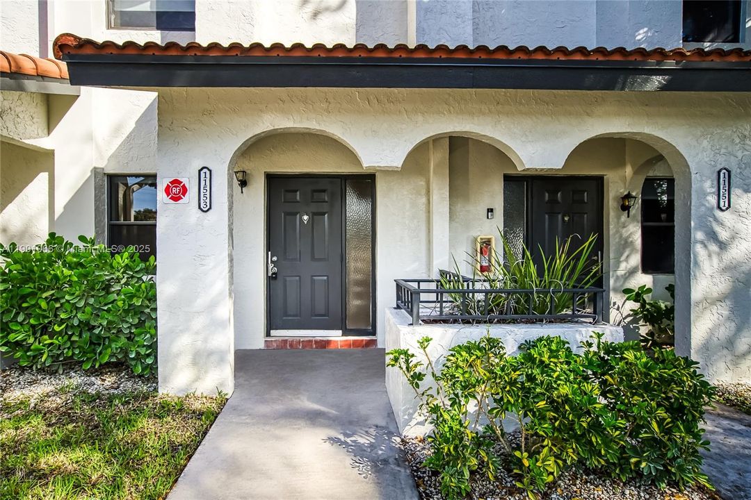 В аренду: $2,999 (2 спален, 2 ванн, 1411 Квадратных фут)