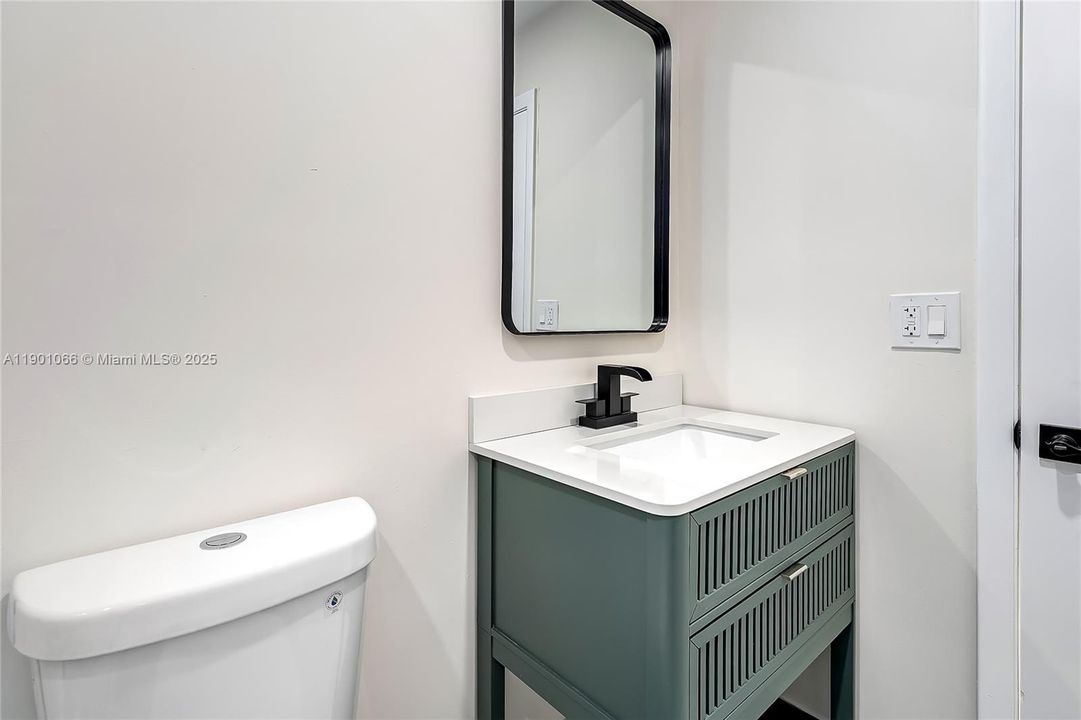 В аренду: $2,999 (2 спален, 2 ванн, 1411 Квадратных фут)