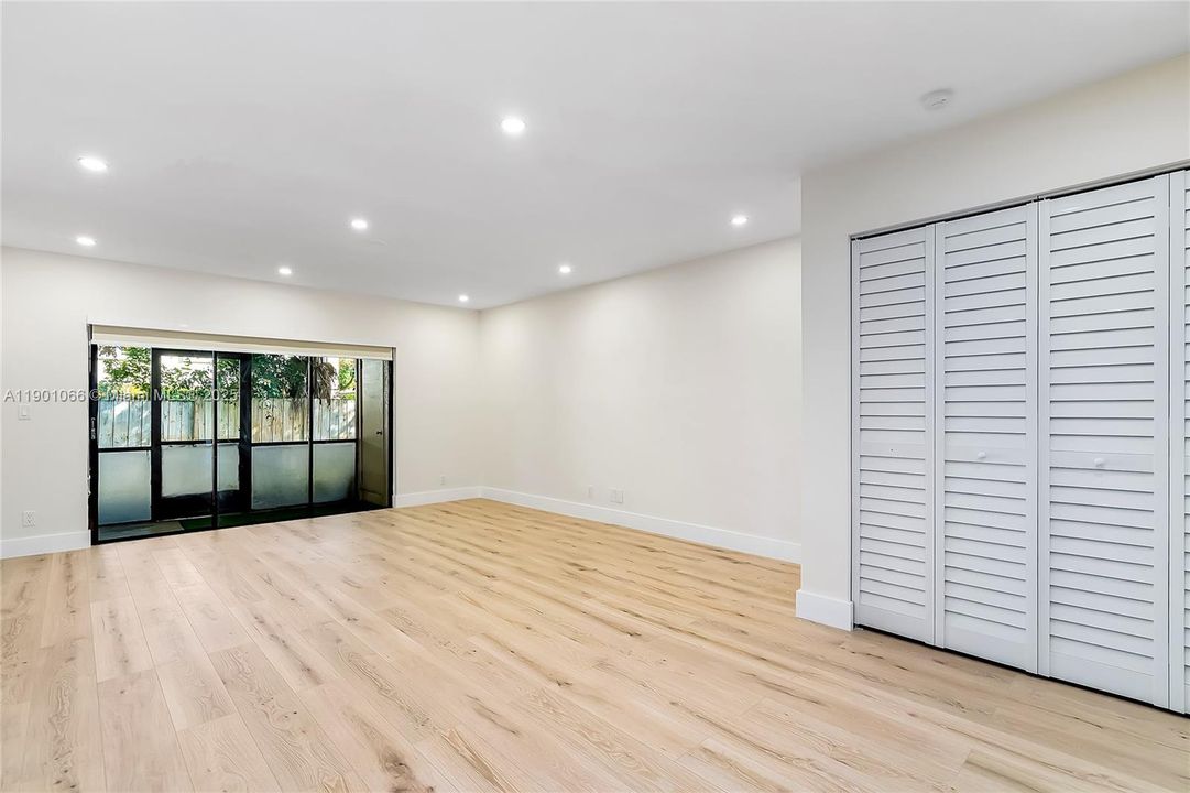 В аренду: $2,999 (2 спален, 2 ванн, 1411 Квадратных фут)