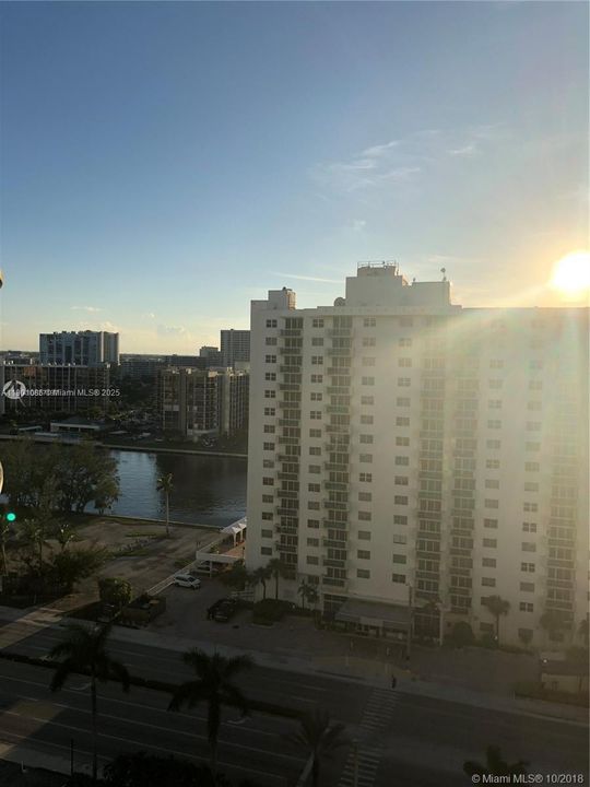 Recently Rented: $2,375 (1 beds, 1 baths, 816 Square Feet)