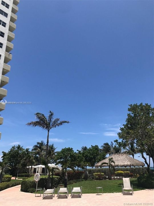 Recently Rented: $2,375 (1 beds, 1 baths, 816 Square Feet)