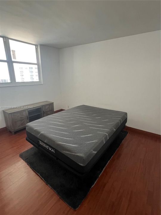 Recently Rented: $2,375 (1 beds, 1 baths, 816 Square Feet)