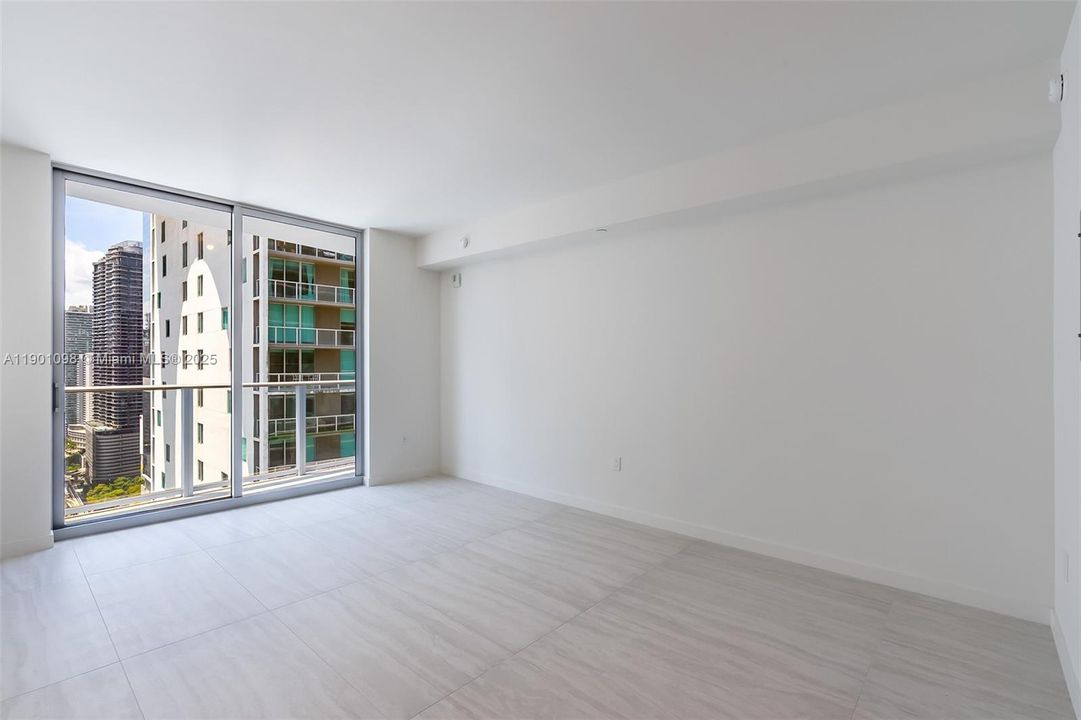 待售: $1,284,000 (2 贝兹, 2 浴室, 1030 平方英尺)