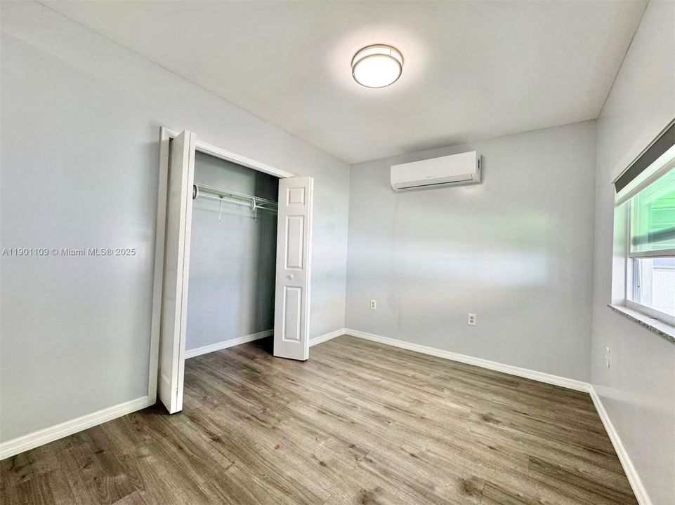 Recently Rented: $1,400 (0 beds, 1 baths, 0 Square Feet)