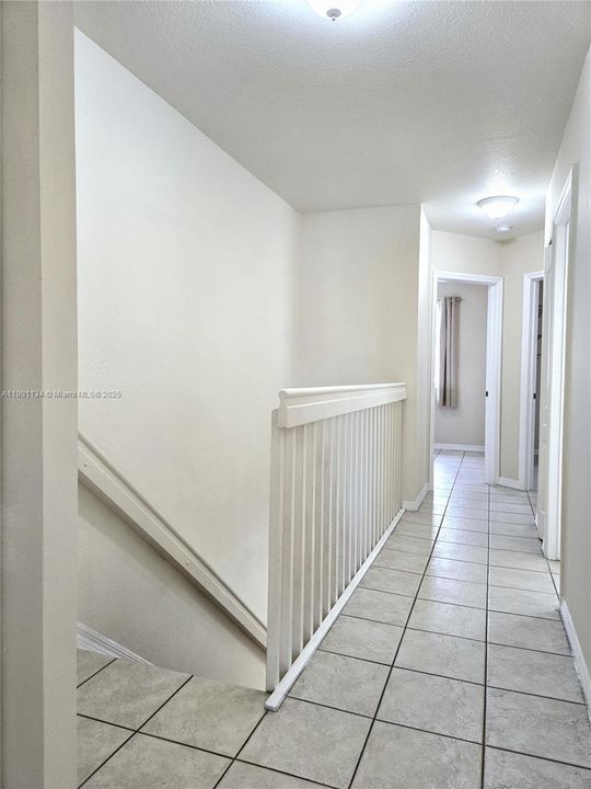 Recently Rented: $2,700 (3 beds, 2 baths, 1500 Square Feet)