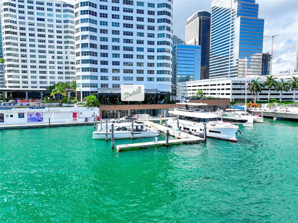 801 Brickell Bay Drive - Unit 4C042