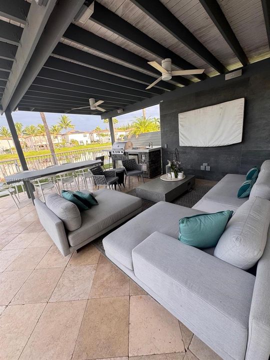 For Sale: $1,850,000 (5 beds, 4 baths, 3820 Square Feet)