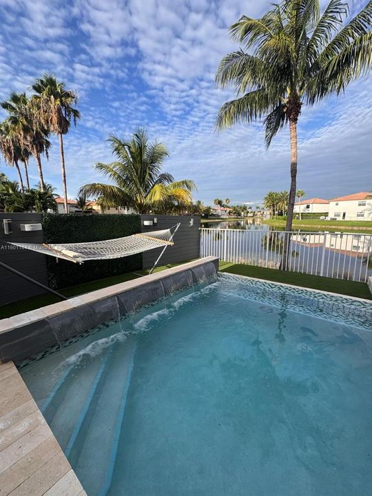 For Sale: $1,850,000 (5 beds, 4 baths, 3820 Square Feet)