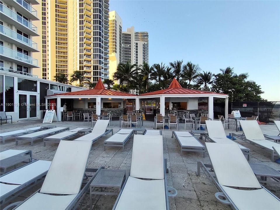 For Rent: $2,000 (0 beds, 1 baths, 360 Square Feet)