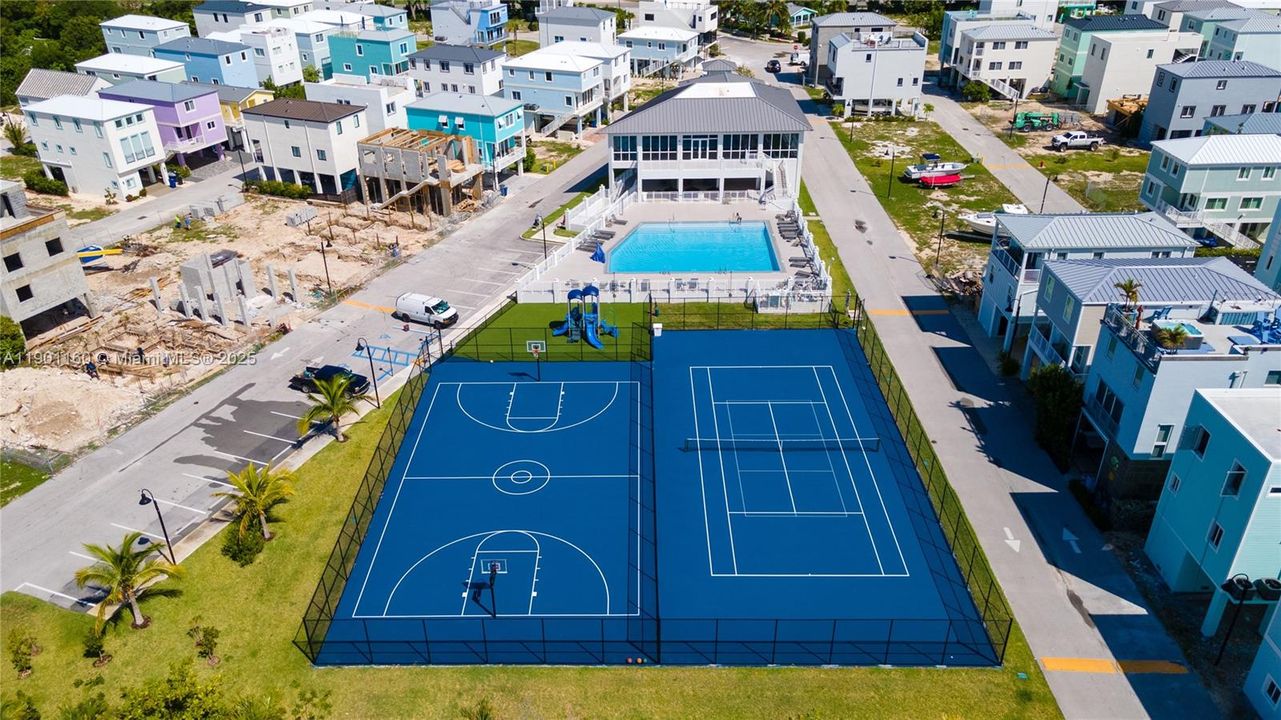 На продажу: $1,100,000 (3 спален, 2 ванн, 1428 Квадратных фут)