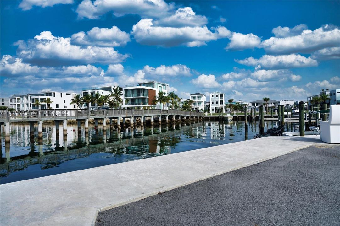 На продажу: $1,100,000 (3 спален, 2 ванн, 1428 Квадратных фут)