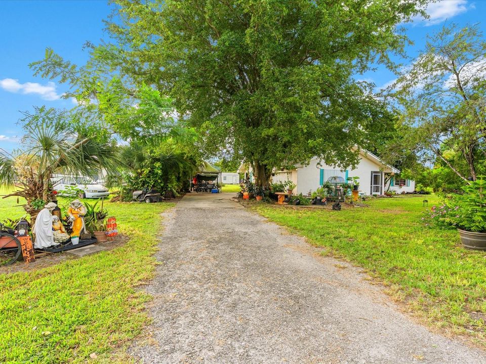 Activo con contrato: $665,000 (3 camas, 2 baños, 1818 Pies cuadrados)