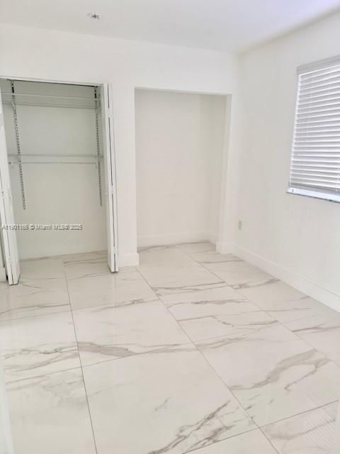 Recently Rented: $2,900 (3 beds, 2 baths, 1180 Square Feet)