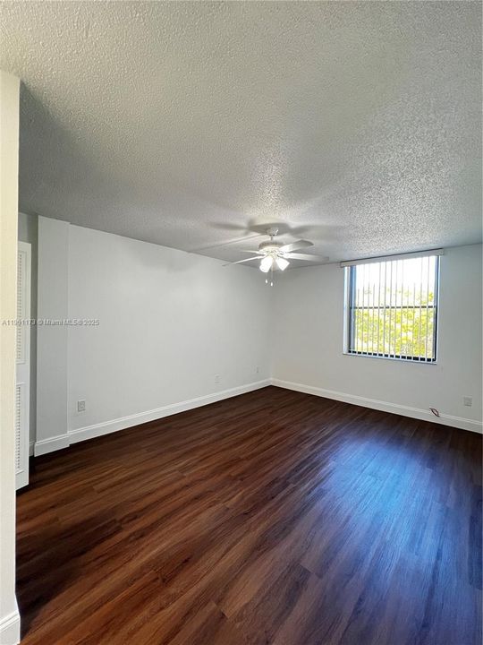 Recently Rented: $1,850 (1 beds, 1 baths, 614 Square Feet)