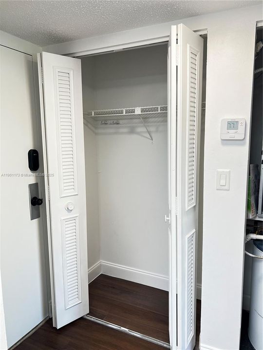 Recently Rented: $1,850 (1 beds, 1 baths, 614 Square Feet)