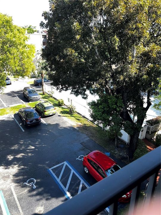 Recently Rented: $1,850 (1 beds, 1 baths, 614 Square Feet)