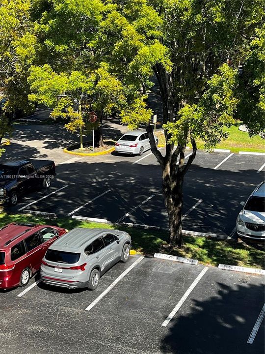 Recently Rented: $1,850 (1 beds, 1 baths, 614 Square Feet)