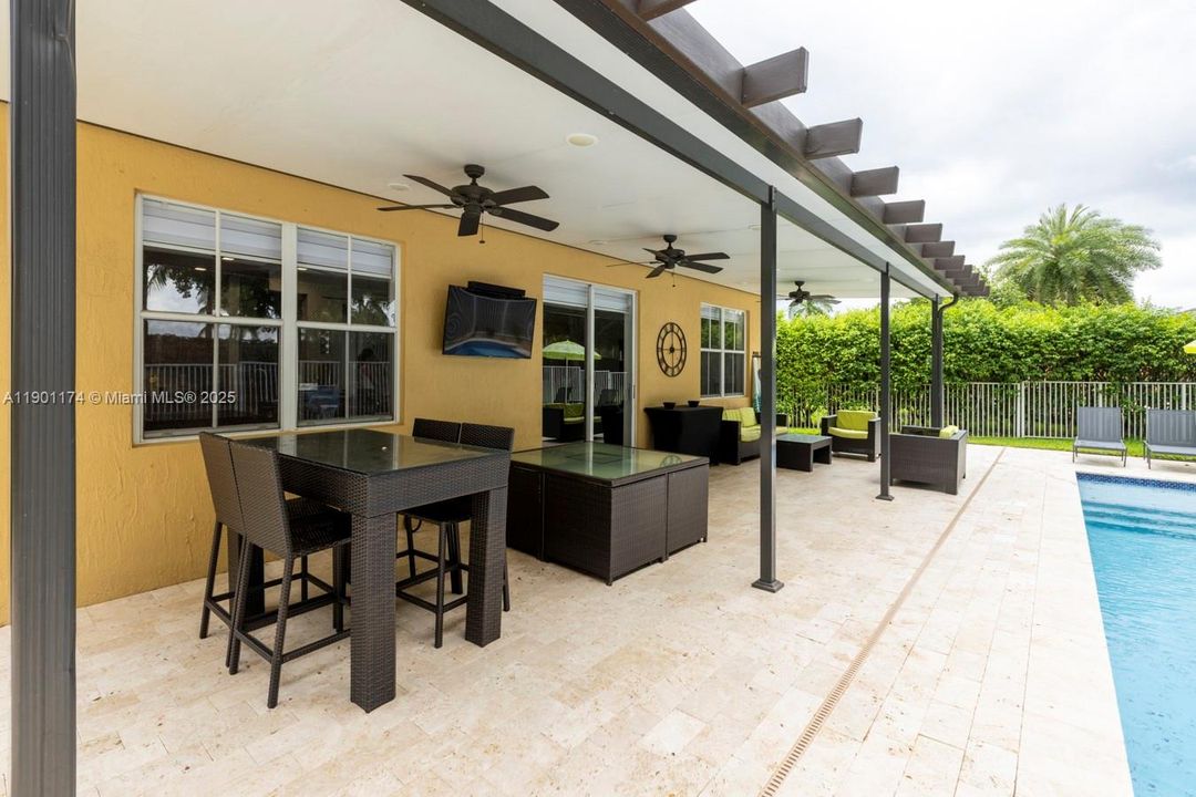 For Rent: $6,495 (4 beds, 3 baths, 2240 Square Feet)