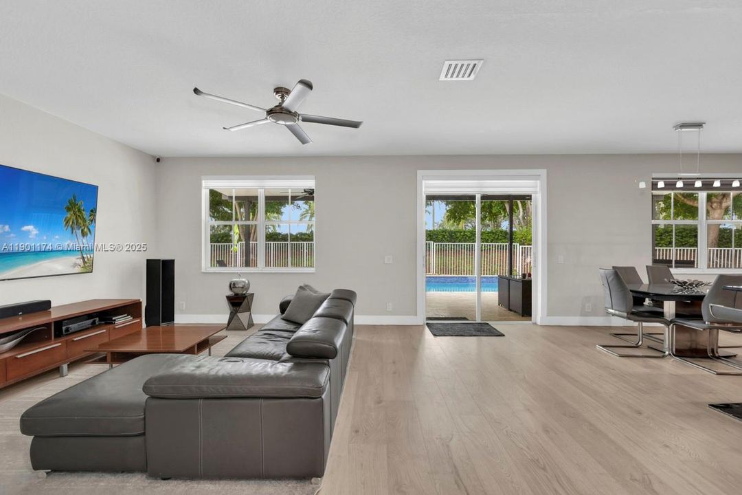 For Rent: $6,495 (4 beds, 3 baths, 2240 Square Feet)