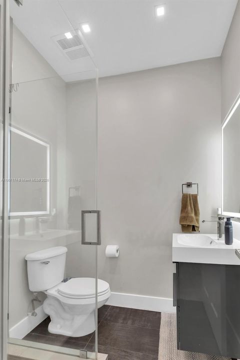 For Rent: $6,495 (4 beds, 3 baths, 2240 Square Feet)