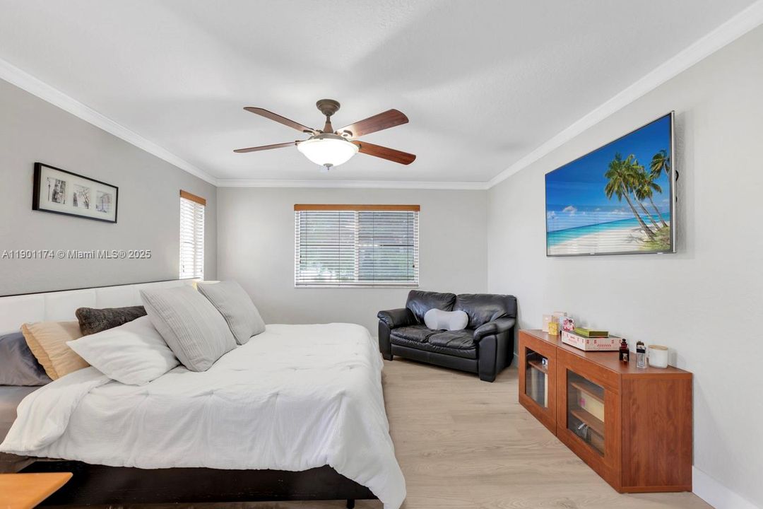 For Rent: $6,495 (4 beds, 3 baths, 2240 Square Feet)