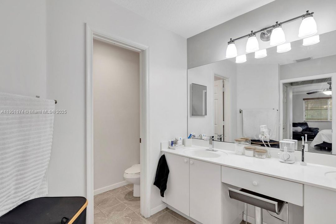 For Rent: $6,495 (4 beds, 3 baths, 2240 Square Feet)