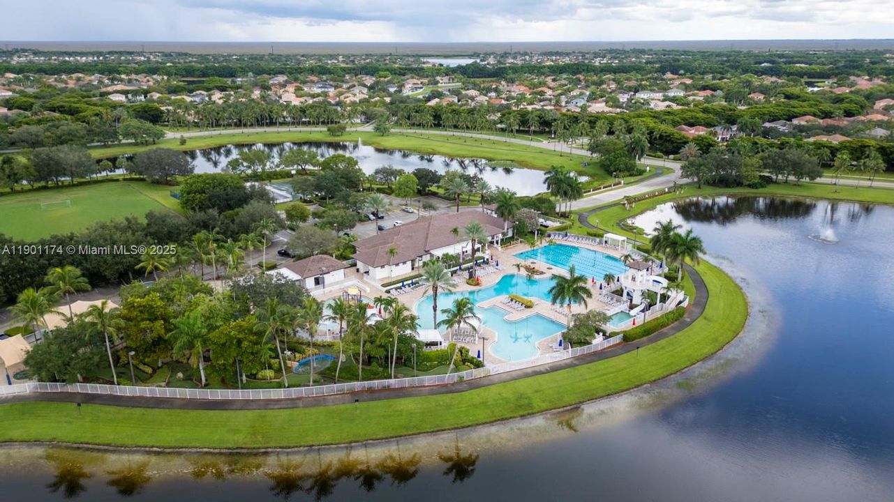 For Rent: $6,495 (4 beds, 3 baths, 2240 Square Feet)