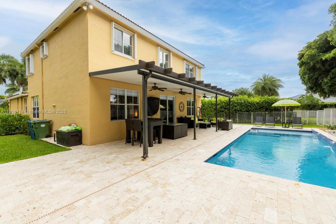 For Rent: $6,495 (4 beds, 3 baths, 2240 Square Feet)