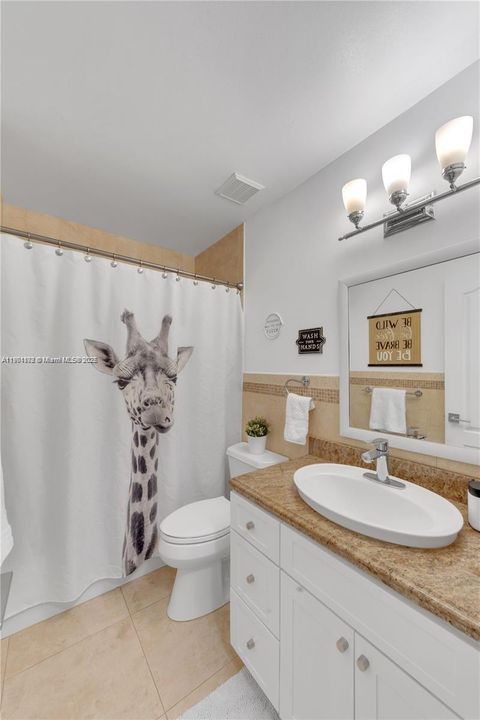 Recently Rented: $3,271 (3 beds, 2 baths, 1110 Square Feet)