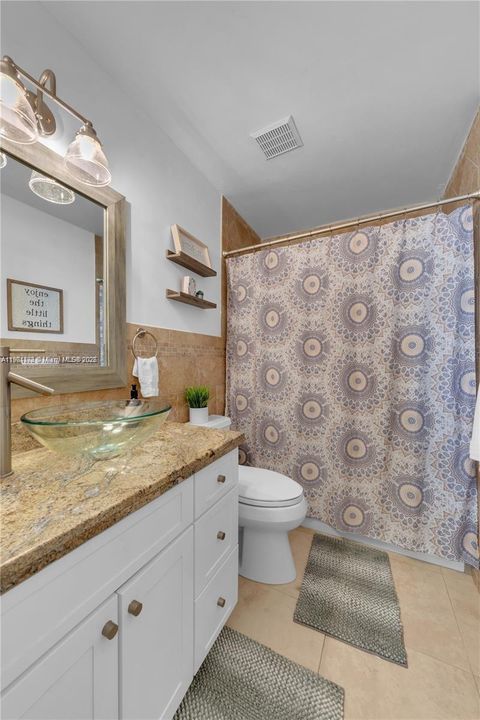 Recently Rented: $3,271 (3 beds, 2 baths, 1110 Square Feet)