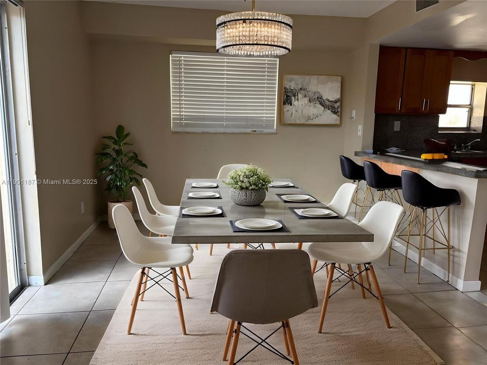 For Rent: $2,800 (3 beds, 2 baths, 1680 Square Feet)