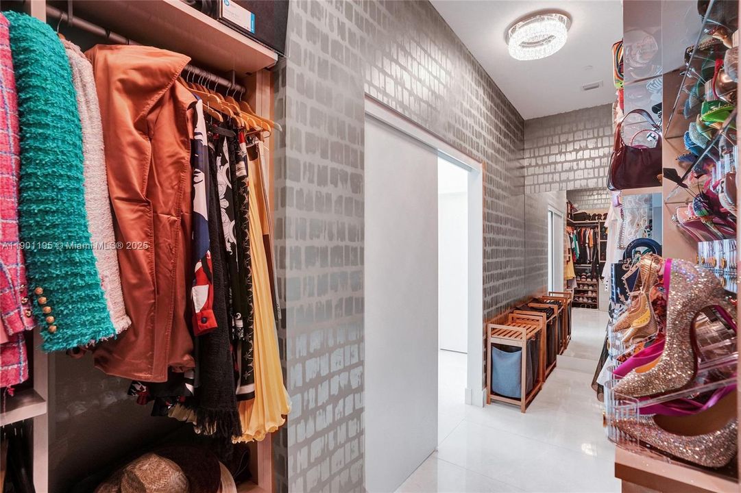 待售: $6,300,000 (4 贝兹, 4 浴室, 2915 平方英尺)