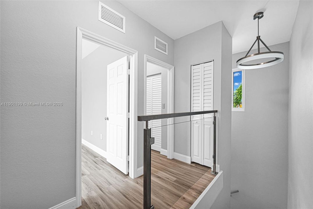 Active With Contract: $2,300 (3 beds, 3 baths, 1378 Square Feet)