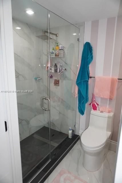 For Sale: $1,390,000 (3 beds, 2 baths, 1725 Square Feet)