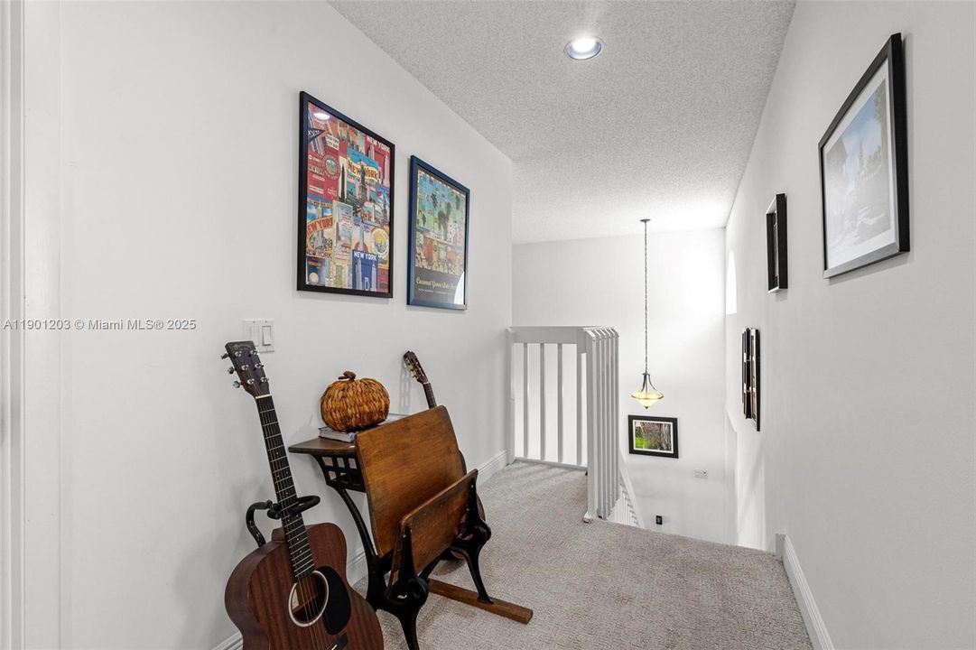 For Sale: $629,999 (3 beds, 3 baths, 1888 Square Feet)