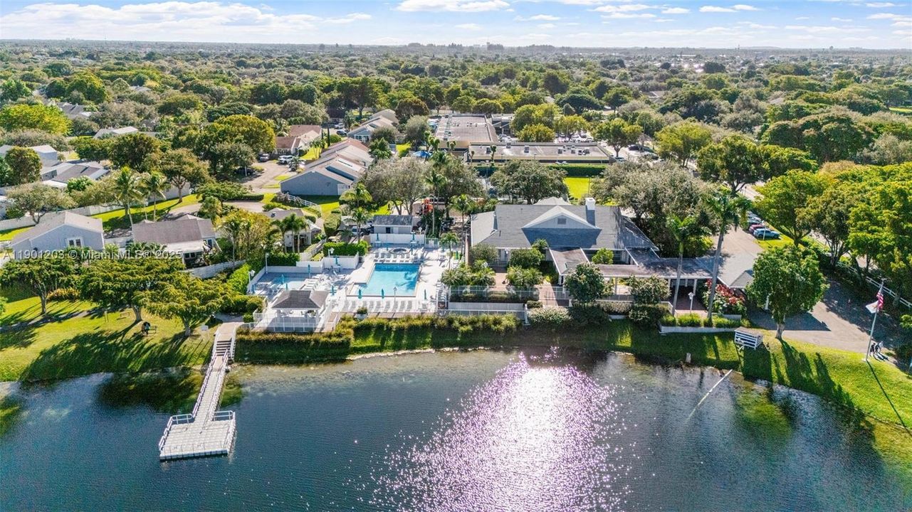 For Sale: $629,999 (3 beds, 3 baths, 1888 Square Feet)