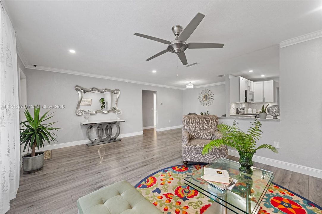 合同活跃: $495,000 (3 贝兹, 2 浴室, 0 平方英尺)