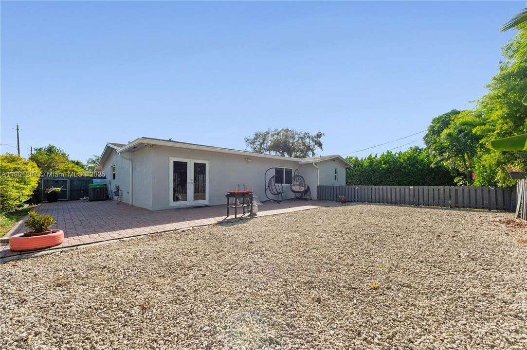 合同活跃: $495,000 (3 贝兹, 2 浴室, 0 平方英尺)