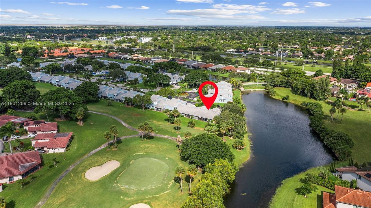 For Sale: $349,900 (2 beds, 2 baths, 1280 Square Feet)