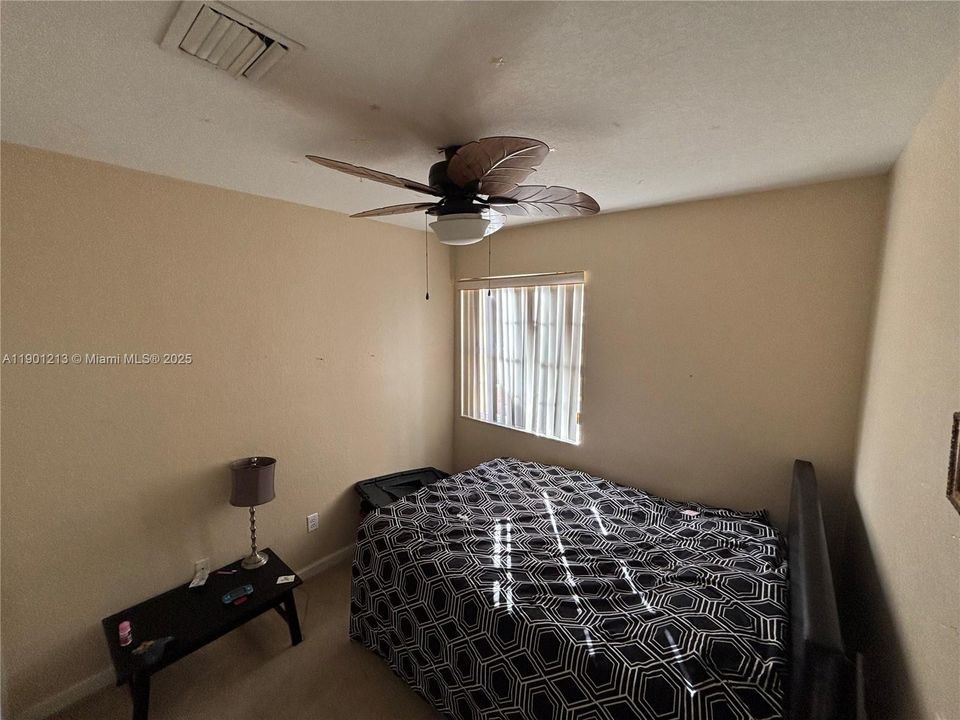 Active With Contract: $264,000 (3 beds, 2 baths, 1169 Square Feet)