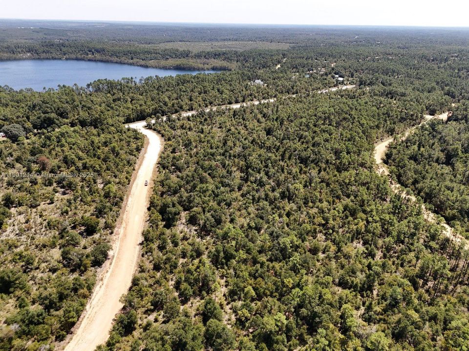 最近售出: $9,000 (1.06 acres)