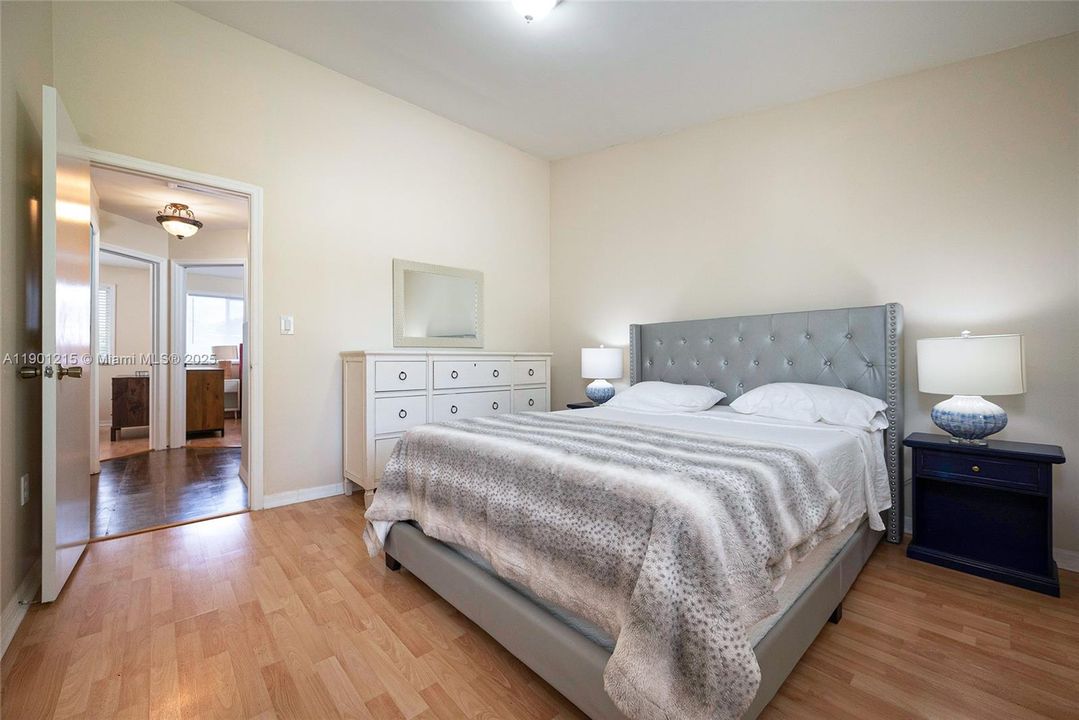 For Rent: $2,650 (3 beds, 2 baths, 1319 Square Feet)