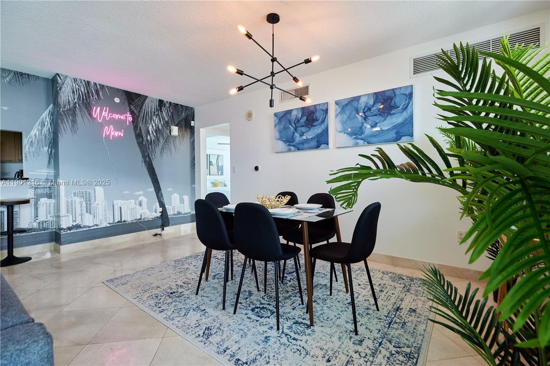 For Rent: $4,300 (2 beds, 2 baths, 1117 Square Feet)