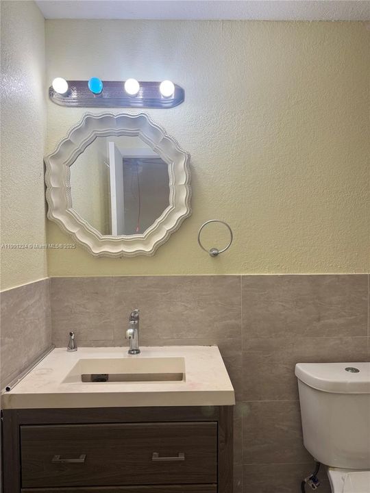 For Sale: $330,000 (3 beds, 2 baths, 1650 Square Feet)