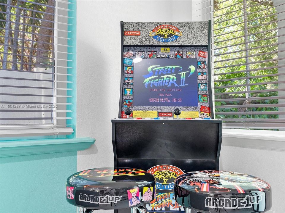 На продажу: $1,099,000 (3 спален, 2 ванн, 1476 Квадратных фут)